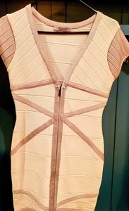 NWOT Medium Short Sleeve Light Pink Stretta Dress